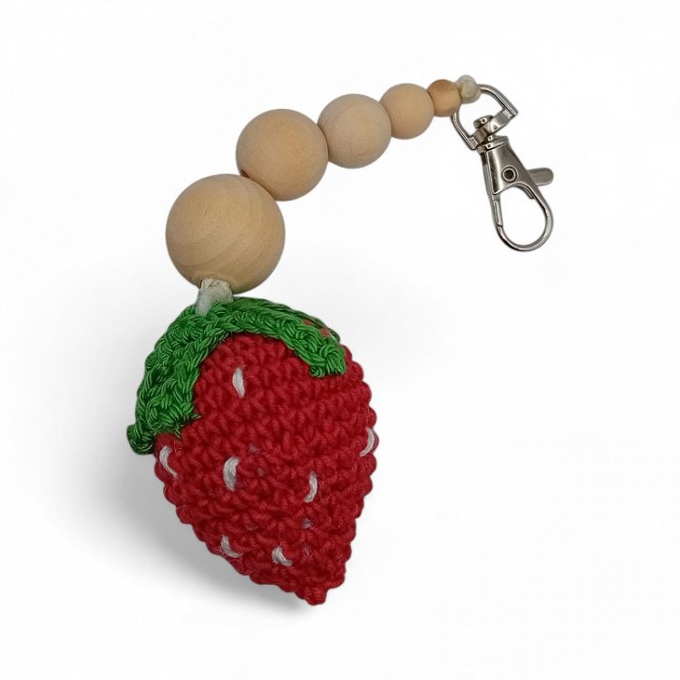 Χειροποίητο Πλεκτό Μπρελόκ Φράουλα με Ξύλινες Χάντρες