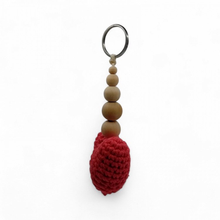 Χειροποίητο Πλεκτό Μπρελόκ Καρδιά με Ξύλινες Χάντρες