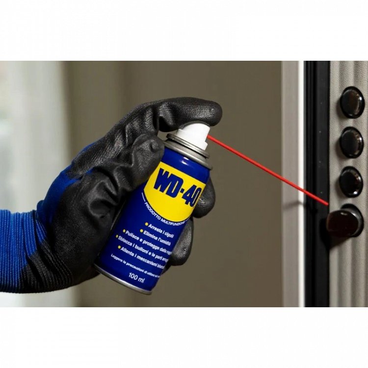 Σπρέι Πολλαπλών Χρήσεων WD-40 | Λιπαντικό - Αντισκουριακό